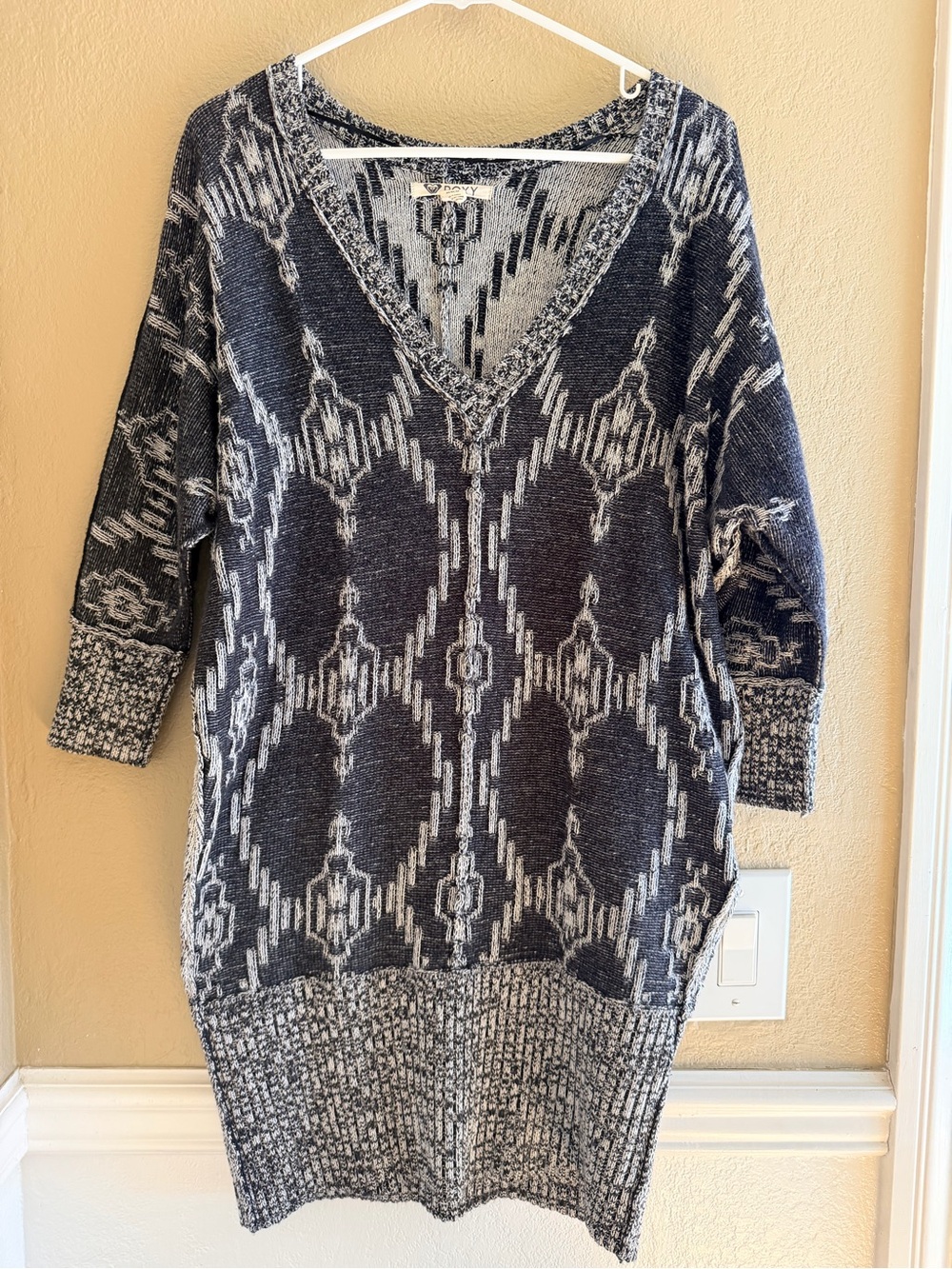 Roxy Cozy Patterned V-Neck Sweater Dress
